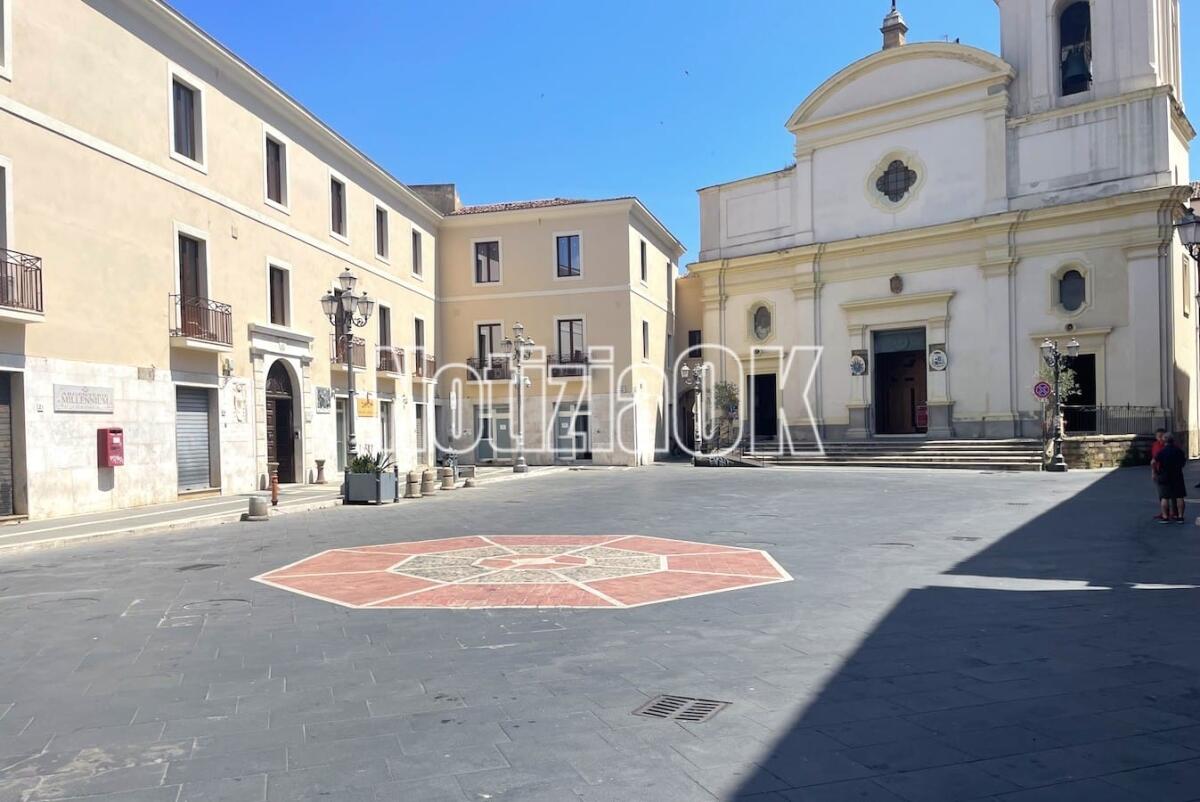 Crotone - Il Vescovo sui lavori al Duomo: «Stiamo pensando al futuro della Cattedrale» - 