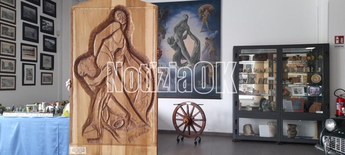 Il Milone scolpito nel legno: l'arte e la crotonesità si incontrano nelle mani di Pino Perri - 