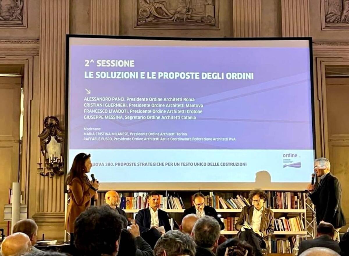 Riforma TU 380/2001, se ne parla a Torino. Presente il Presidente dell'Ordine degli architetti di Crotone - 
