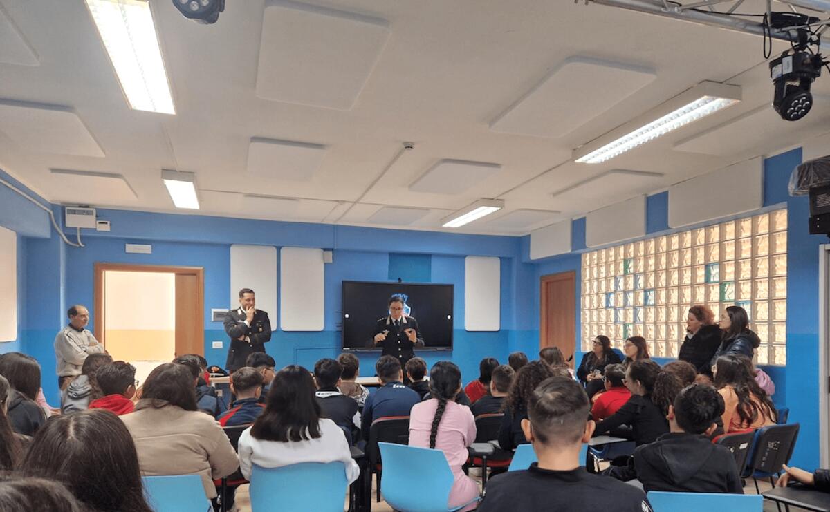 Scandale - A lezione di legalità con i Carabinieri - 