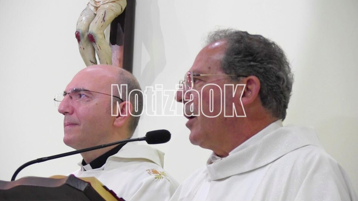 Guida alla confessione nel libro di Monsignor Saraco: alla presentazione i Cenacoli di Preghiera Maria Rifugio delle Anime - Don Alessandro Saraco - Don Michele Cordiano