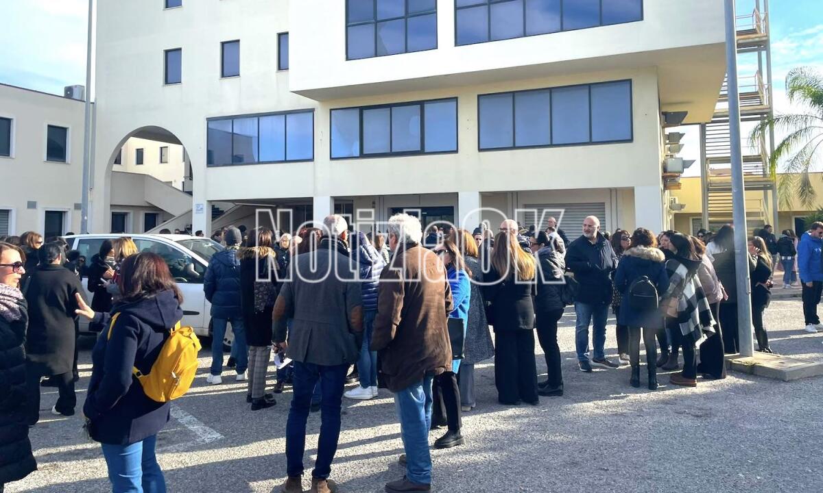 Abramo, il presidente del Consiglio Regionale: «Scelte di Tim non in linea con l’impegno del Governo» - 