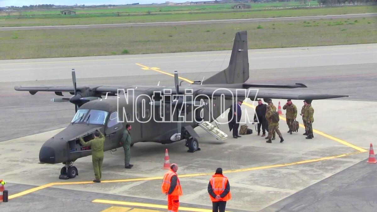 Crotone, arrivato l'esercito italiano per "difendere la città e accelerare la bonifica" - 