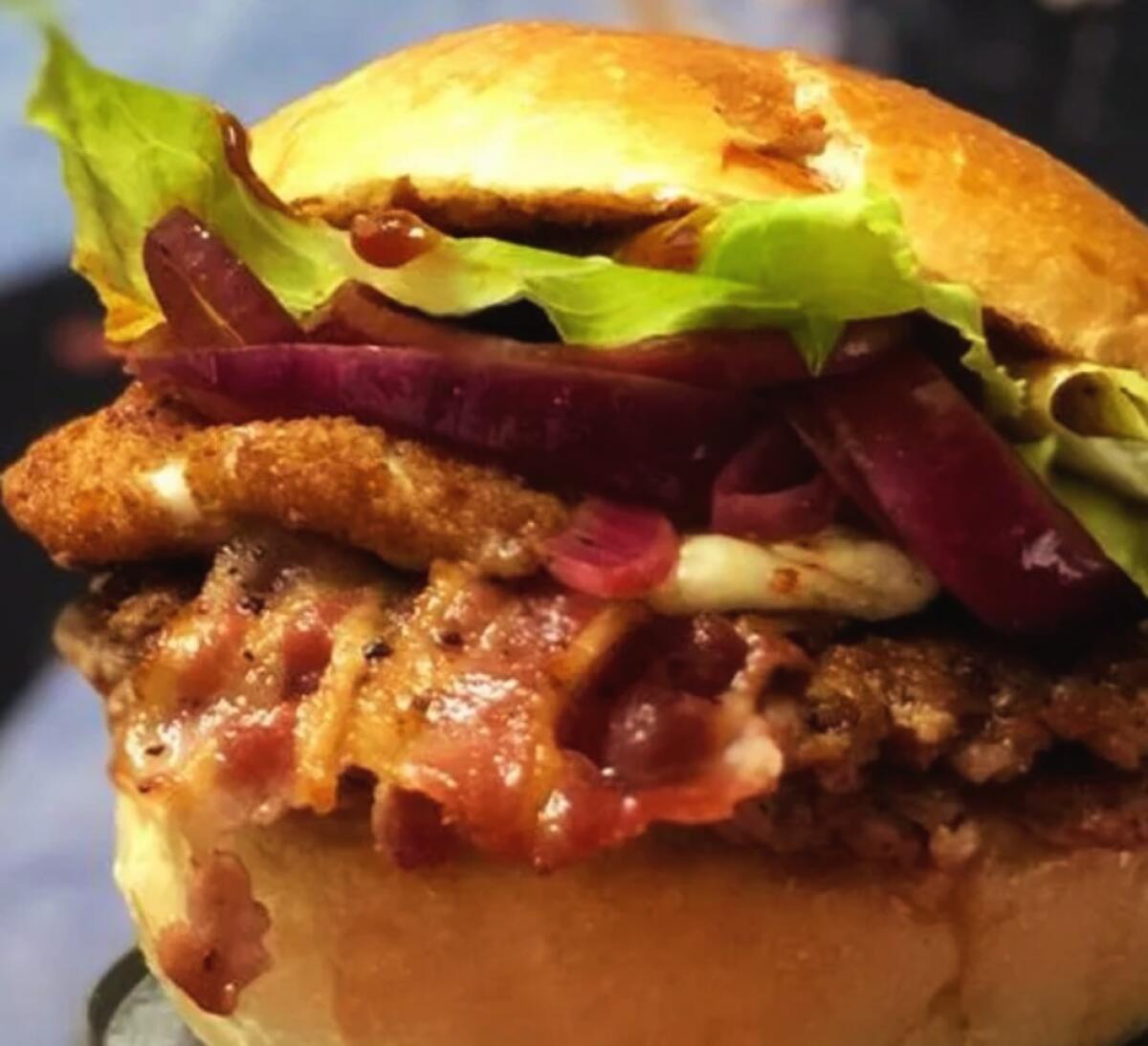 Le Vie del Gusto: Fat Boorger con salsa BBQ - 