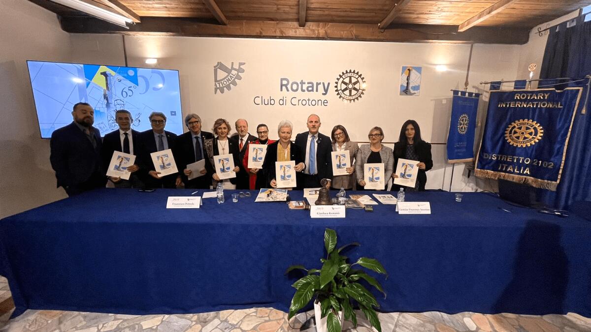 Crotone, al Rotary Club la commemorazione del Governatore Emerito Fernando Amendola - 