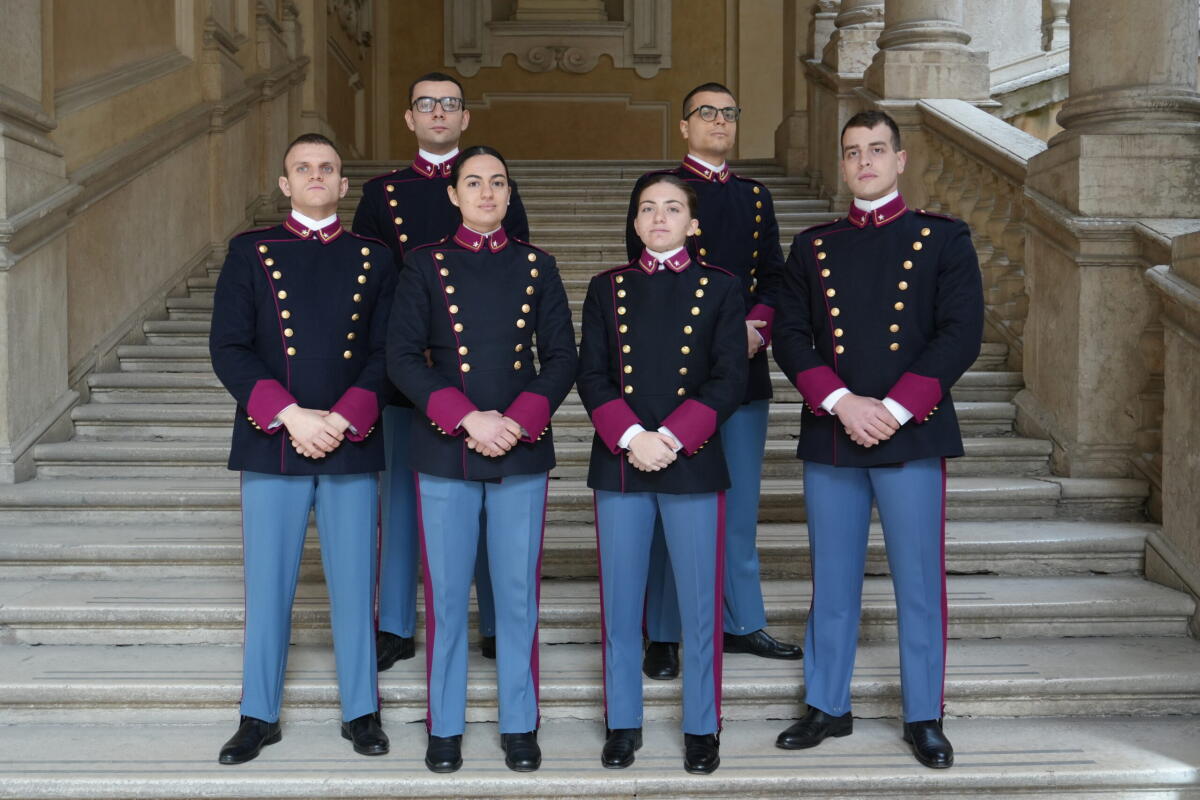 Gli Allievi Ufficiali hanno prestato giuramento, tra loro anche giovani cosentini - 
