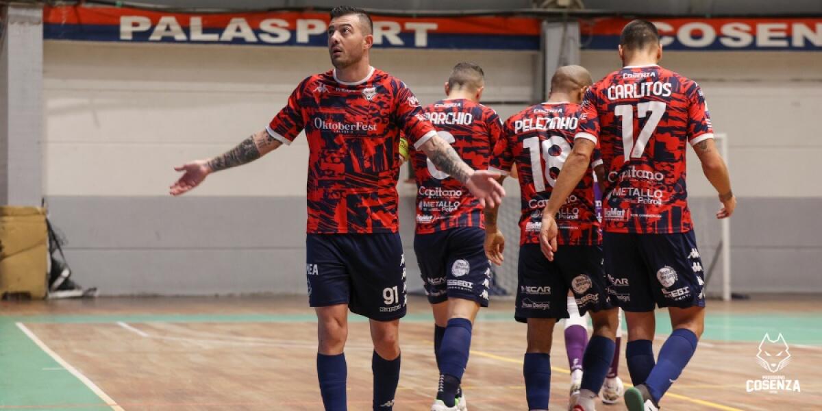 Calcio a 5 - Ripresi gli allenamenti: sabato il Cosenza in visita all'Active Network - 