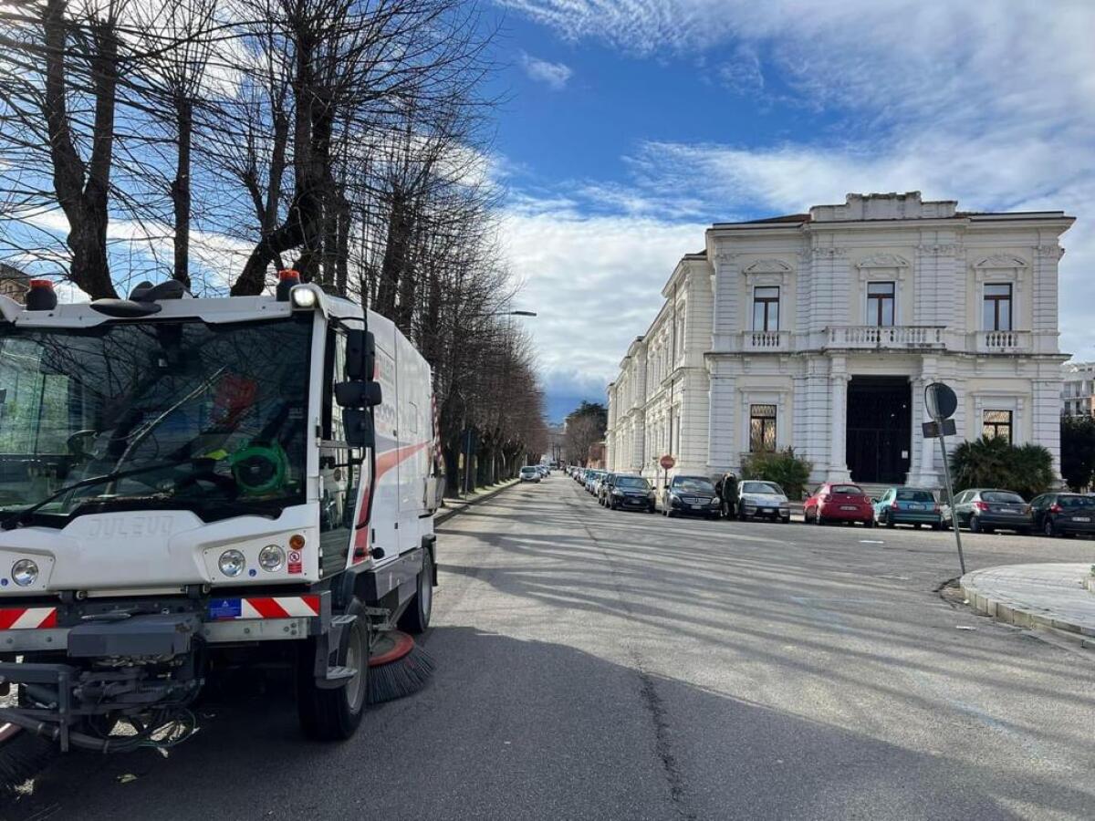 Cosenza - Attuati interventi di decoro urbano - 