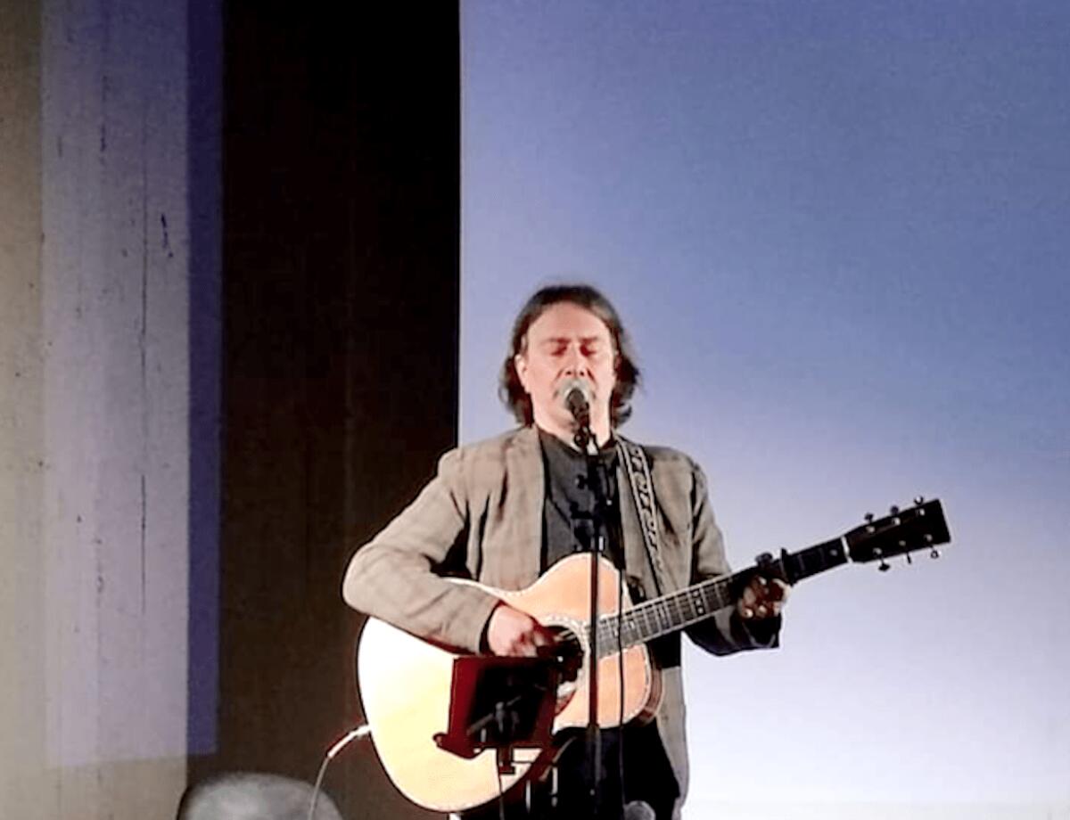 Crotone - Successo per il concerto di Pippo Pollina - 