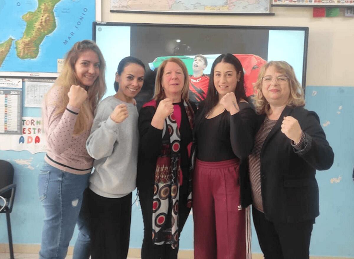 8 Marzo - La campionessa Giampà agli studenti dell'I.C. di Papanice: "Lo sport può essere un buon deterrente contro la violenza" - 