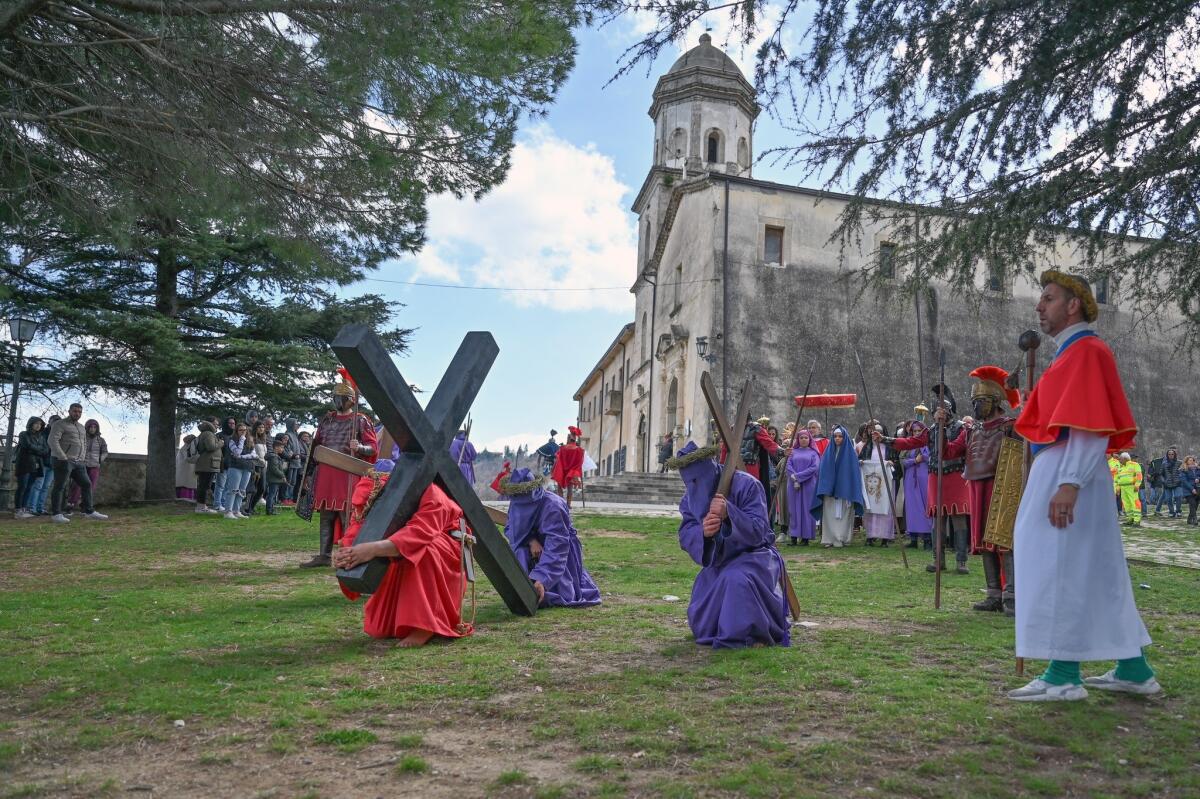 A Petilia rivive il mistero della Passione e dell'Addolorata - 