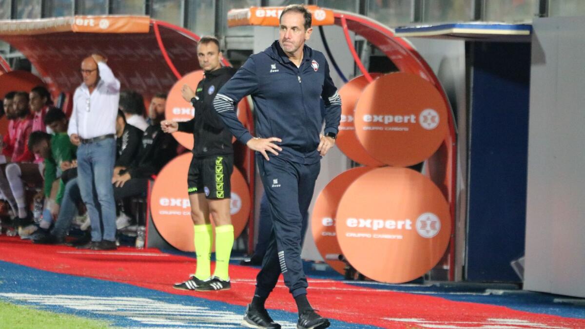 Crotone calcio | Ufficale: Baldini si è dimesso, in  panchina ritorna Zauli - 