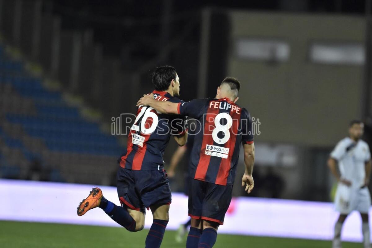 #CrotoneGiugliano 2-3 | Secondo tempo imbarazzante, per il Crotone è crisi nera - 