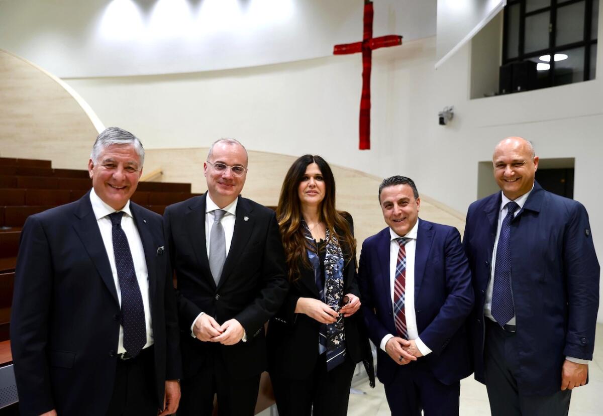 L’Arbëria di Calabria sostiene il modello albanese di pace - 