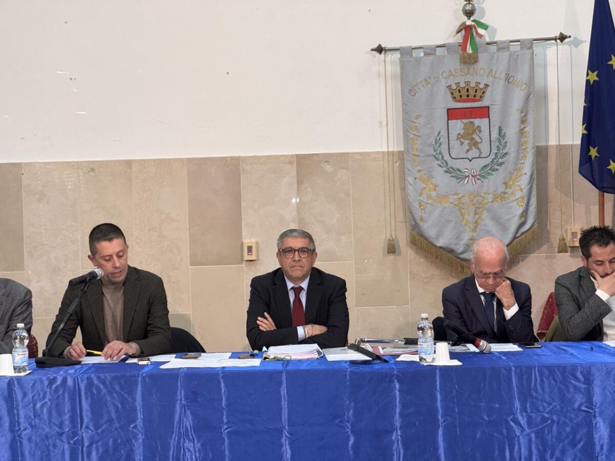 Cassano allo Ionio, il Consiglio comune bocca il progetto della “Lunetta di Sibari” - 