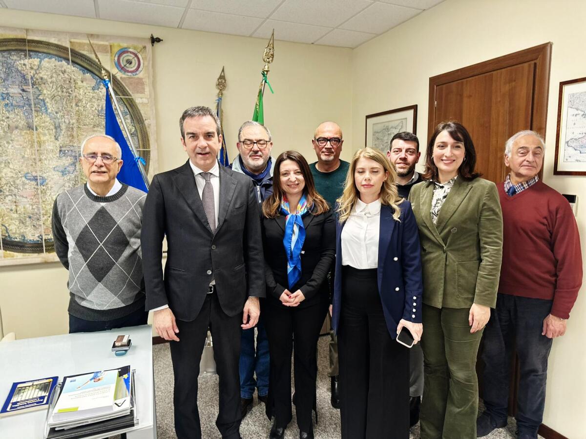 Affido e adozioni, in Calabria sinergia per nuove politiche di Welfare - 