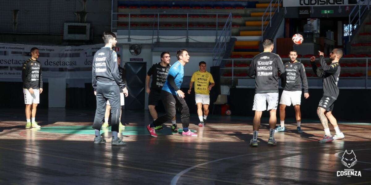 Calcio a 5 - Ripresi gli allenamenti in vista del match esterno - 