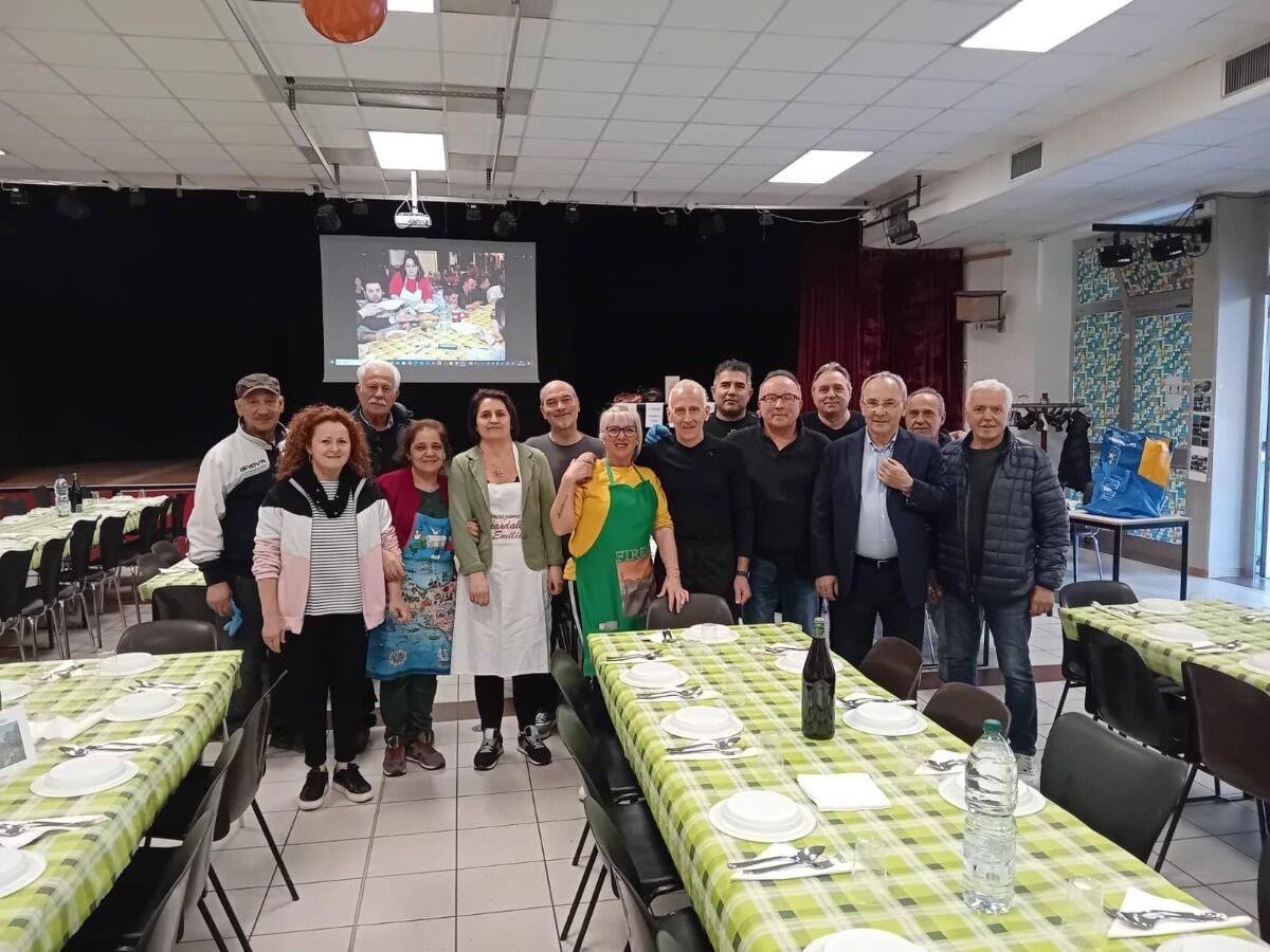 Il luminario di San Giuseppe a Reggio Emilia: serata speciale per i concittadini emigrati di Scandale - 