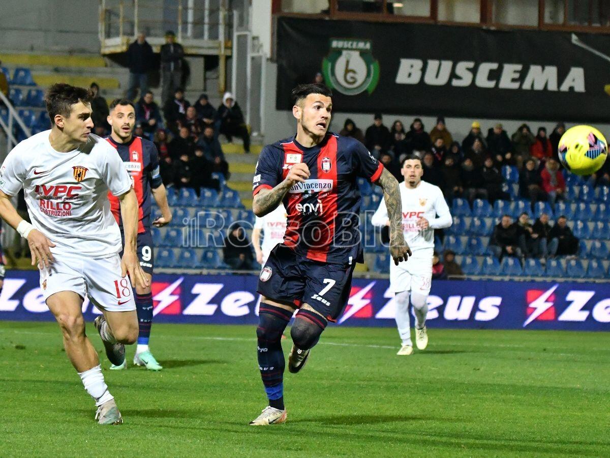 MonterosiCrotone 1-0 | I tifosi rossoblù decretano il migliore in campo (Sondaggio) - 