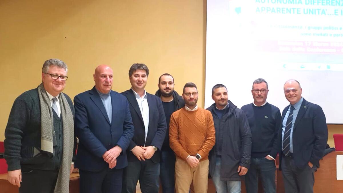 Autonomia differenziata, a Cotronei partecipato dibattito organizzato dall’associazione Svolta la carta - 