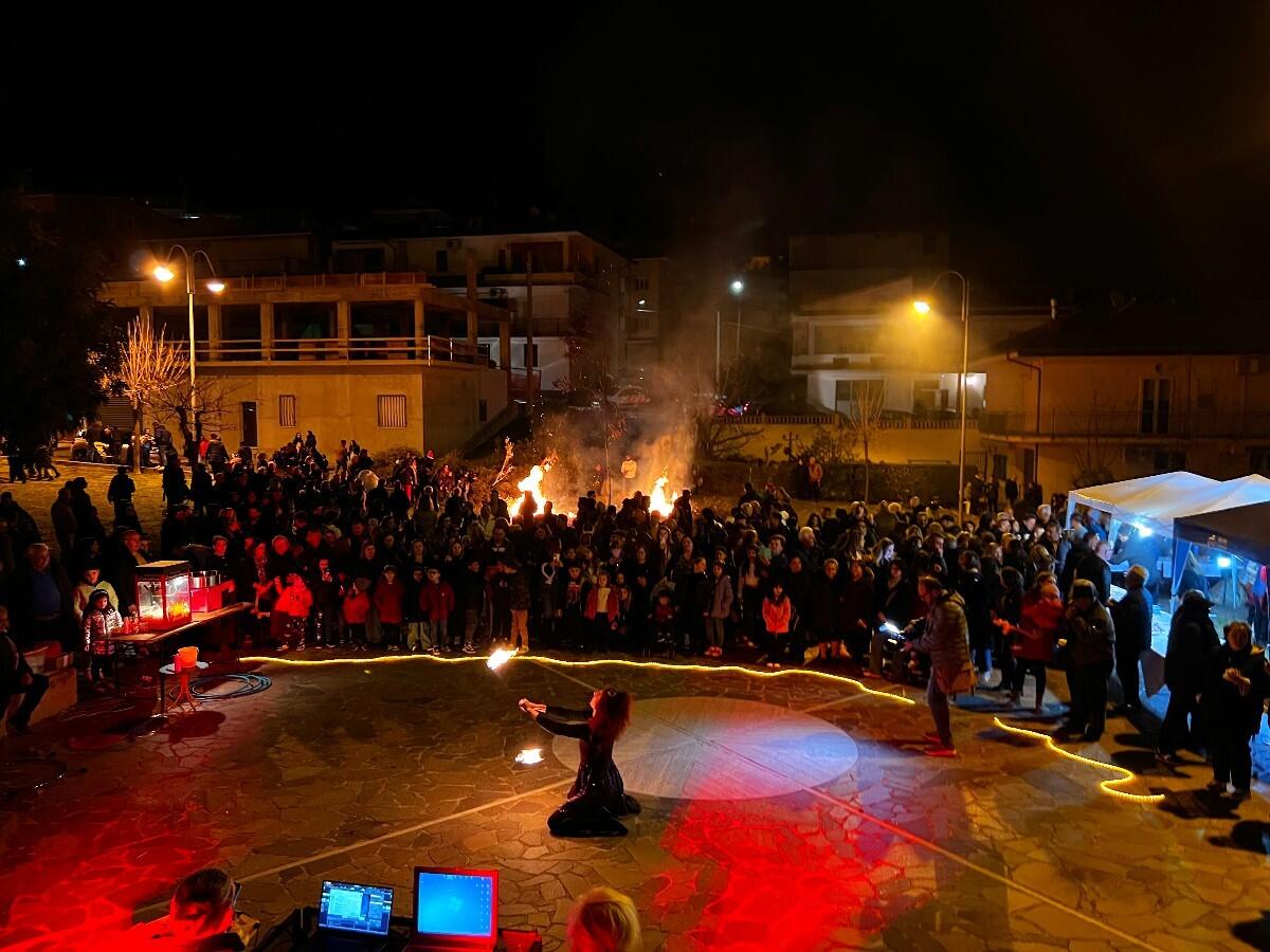 "U cumbitu": a Scandale rivive la tradizione di San Giuseppe - 