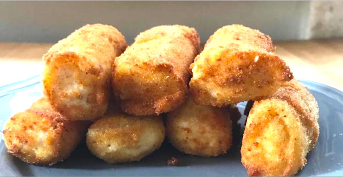 Le Ricette di Patrizia: stuzzichiamo il palato con i cannoli di formaggio fritti - 