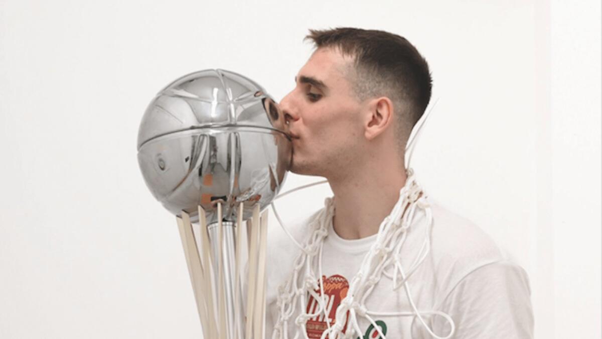 Basket - Dell'Uomo, primo crotonese a vincere la Coppa Italia: "Bisogna inseguire i propri sogni" - 