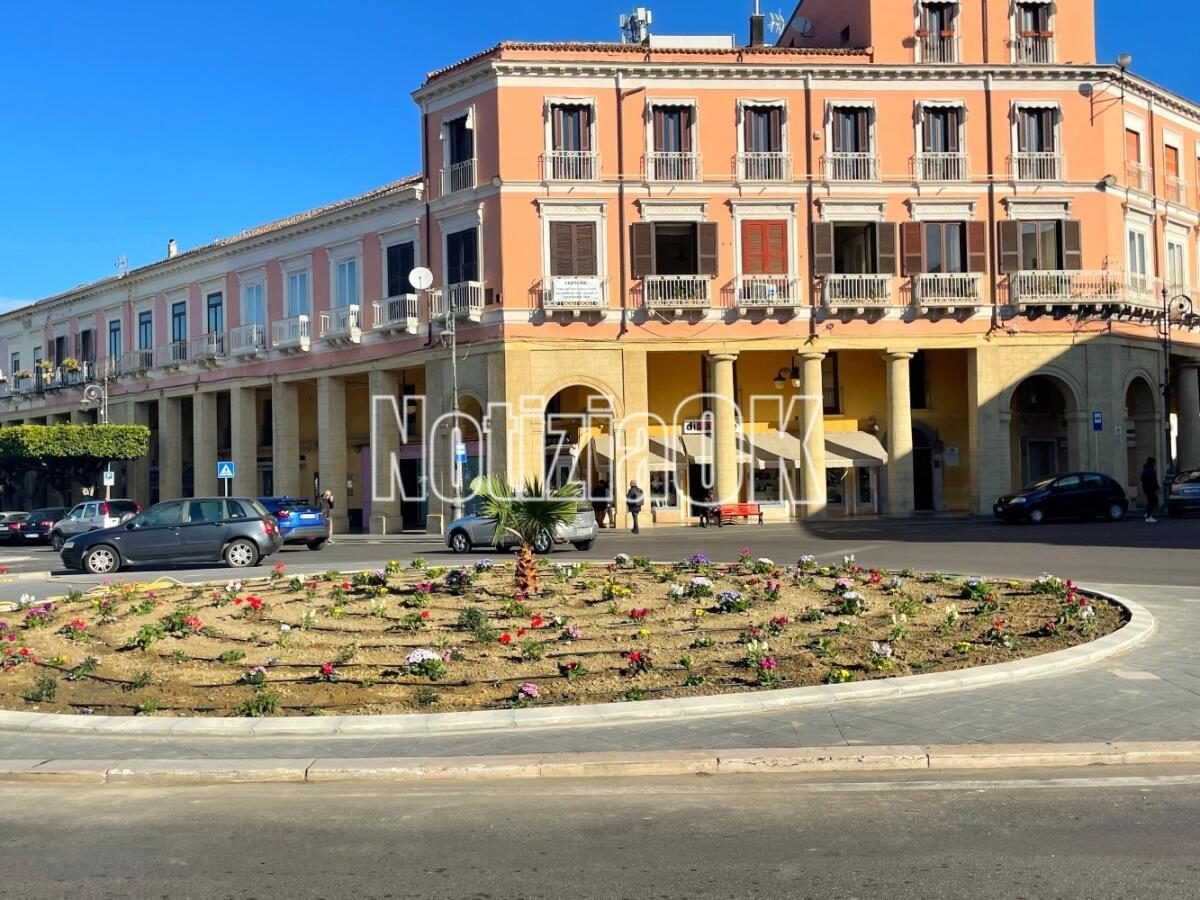 Crotone - Tredici idee per Piazza Pitagora - 
