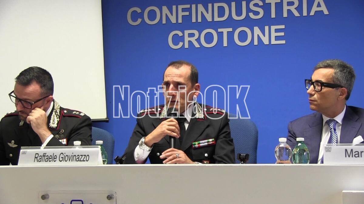 Tutela dell'ambiente, le imprese di Crotone  ascoltano i Carabinieri - 