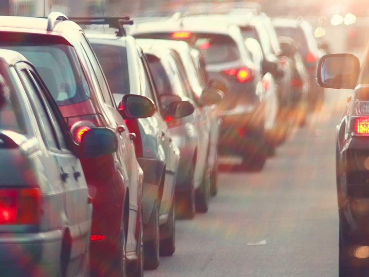 E' tempo di cambio gomme: scadenza e multe previste dal Codice della Strada - 