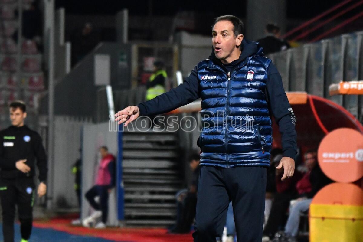 #AvellinoCrotone 1-0 | Mister Zauli: "Dovremo andare a Picerno e dovremo soltanto vincere" - 