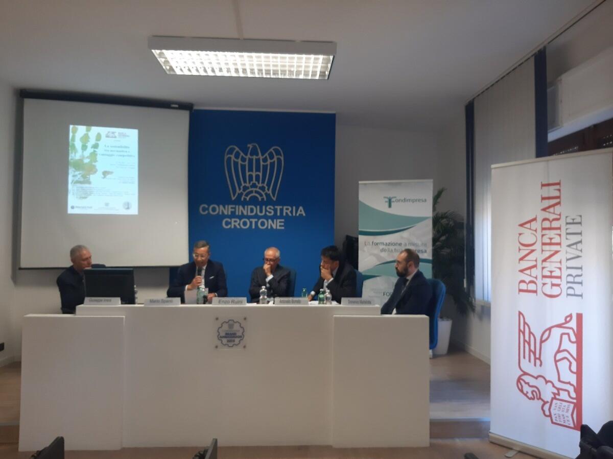 Confindustria Crotone - Seminario sulla sostenibilità, tra normativa e vantaggio competitivo - 