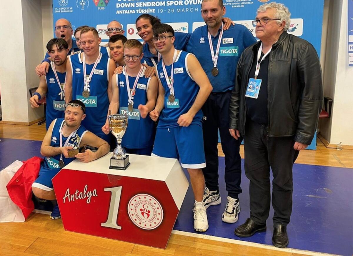 Basket - Nell'Italia campione del mondo batte un cuore crotonese - 