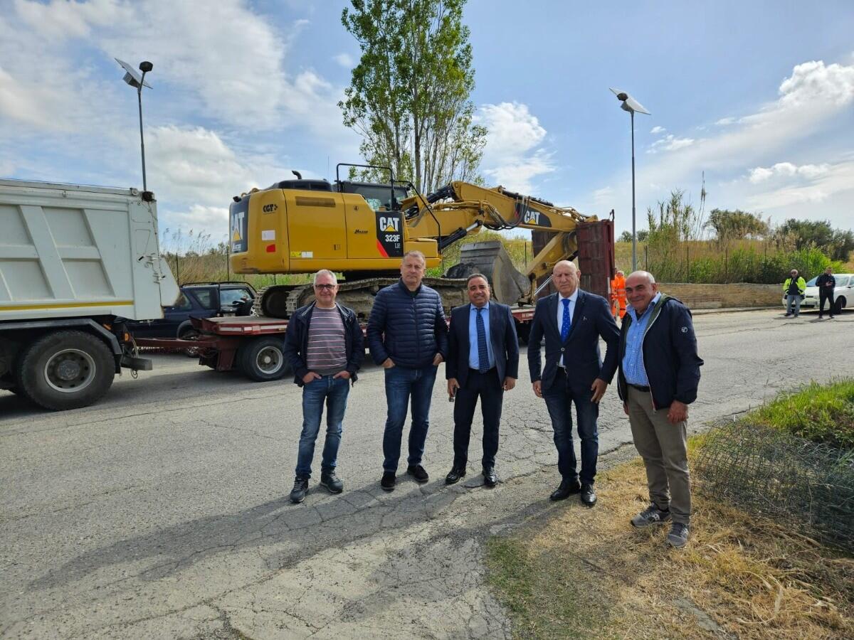 Casabona, lavori sulla S.P. 14: previsto l'ammodernamento per 2 km di strada - 
