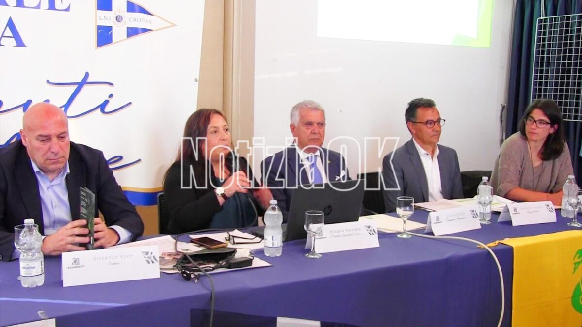 (VIDEO) Legambiente incontra i cittadini: "Basta discariche sul territorio, Crotone ha già dato" - 