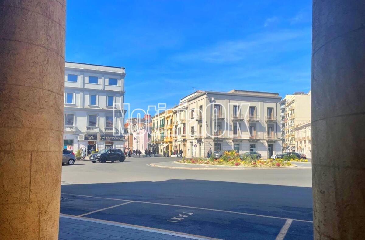 Crotone premia il miglior concorso idee su Piazza Pitagora - 