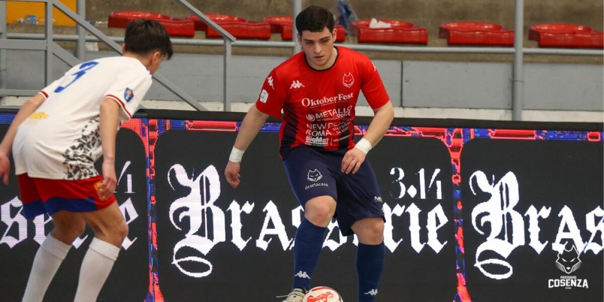 Calcio a 5 - Playoff, per la Pirossigeno Cosenza U19 c'è lo scoglio Futura - 