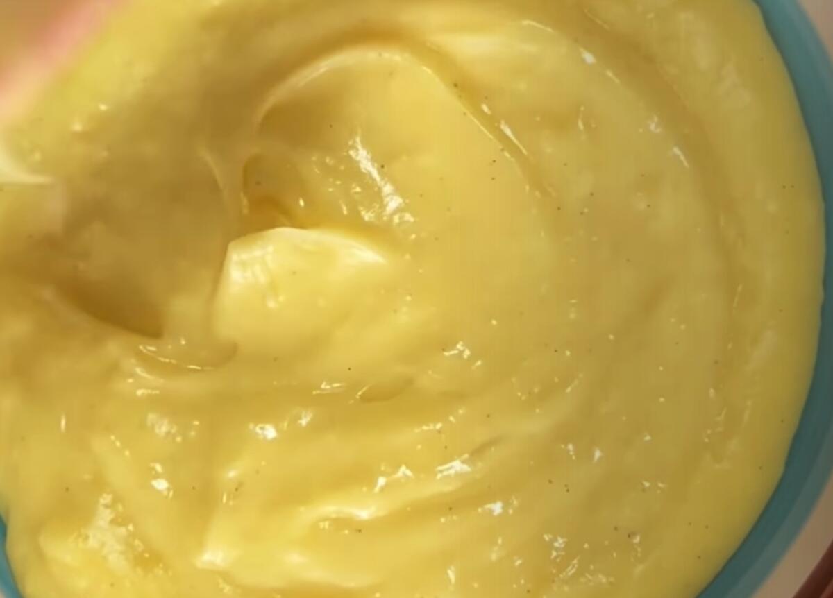 Un morso al sapore con la crema pasticcera in chiave vegetariana - 