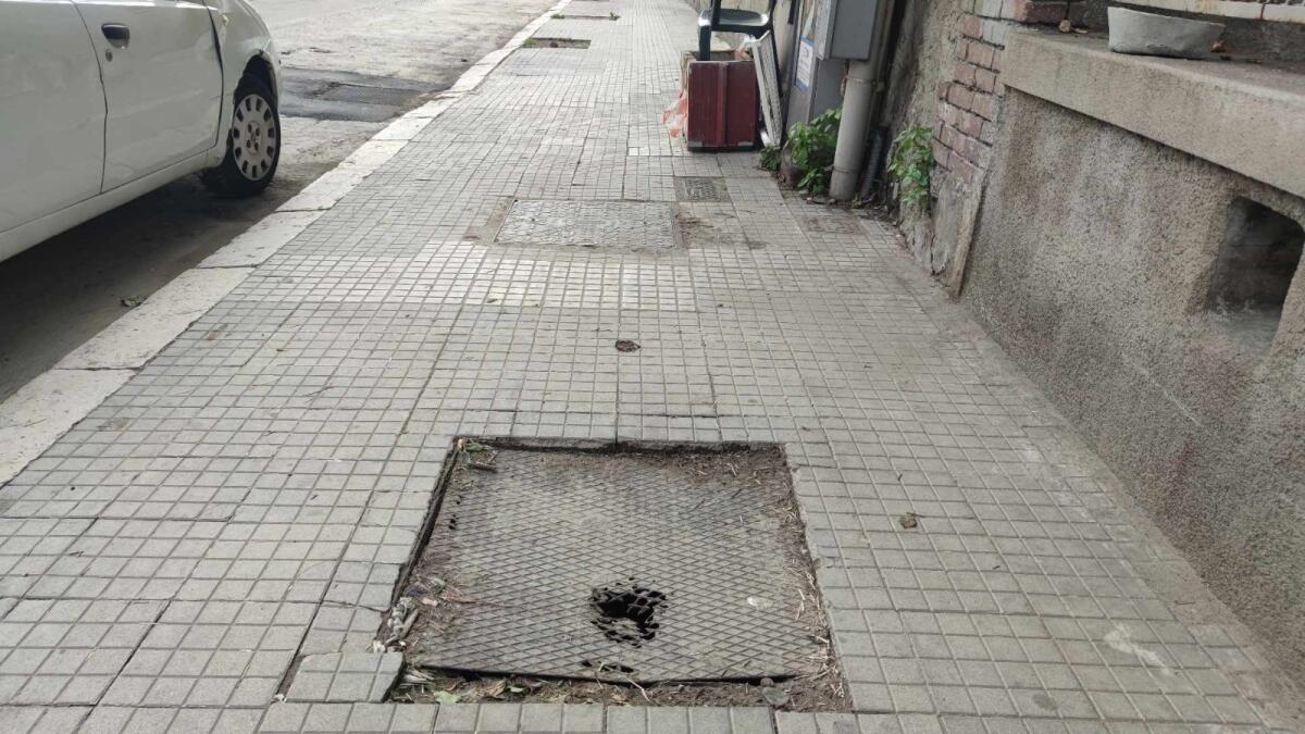 Nei quartieri di Crotone: a Corso Messina rimane un pericolo già da tempo segnalato - 