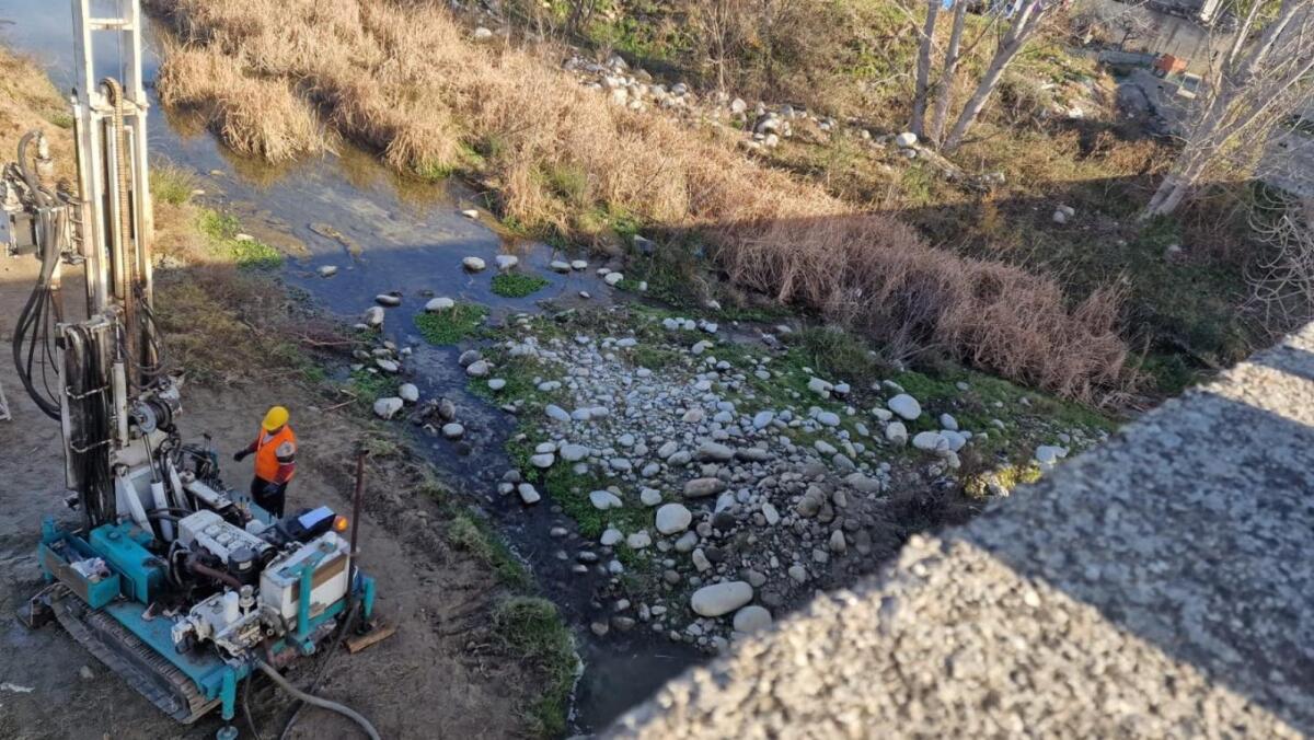 Roccabernarda, Fiume Tacina: chiuso il tratto stradale per indagini legate alla messa in sicurezza - 