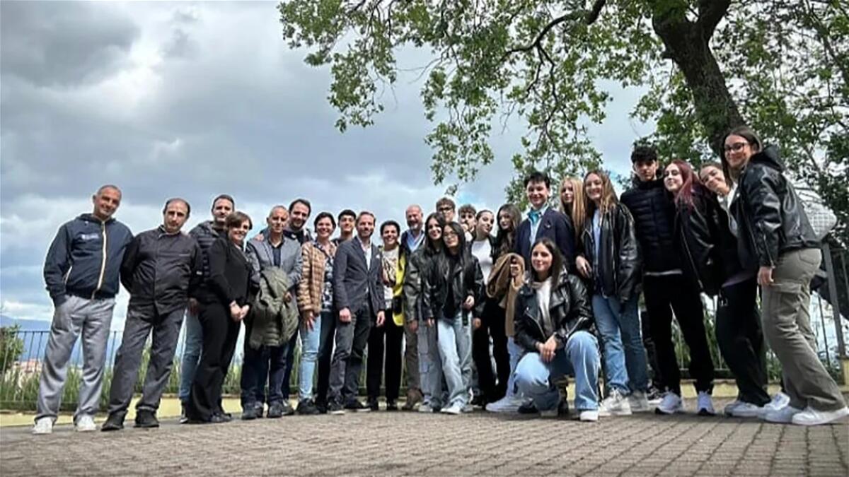Management identità, a scuola dai Barbieri: nell’oasi di pace accolti studenti di Castrovillari - 