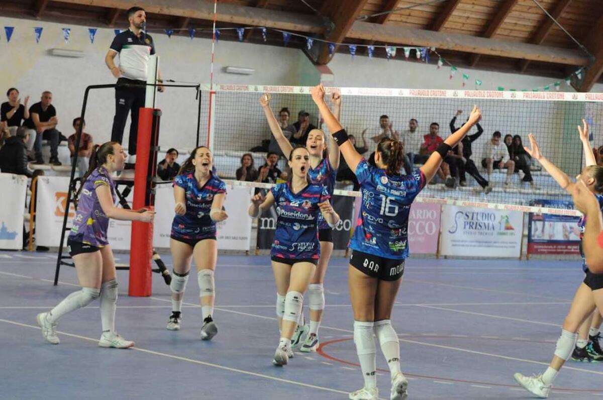 Le Sirene della Pallavolo Crotone tengono testa al blasonato Catania - 