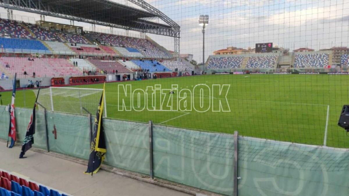 Crotone, aggressione ai calciatori rossoblù: solidarietà dalla Lega Pro - 