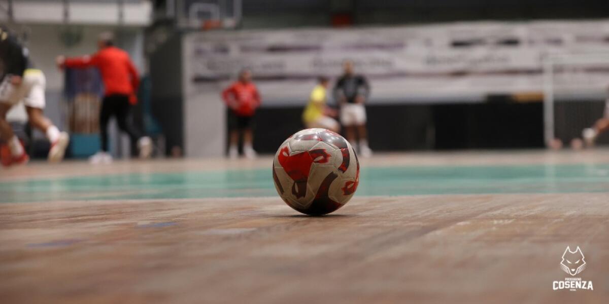 La Pirossigeno Cosenza si prepara all'ultimo match della stagione - Foto Michele De Marco