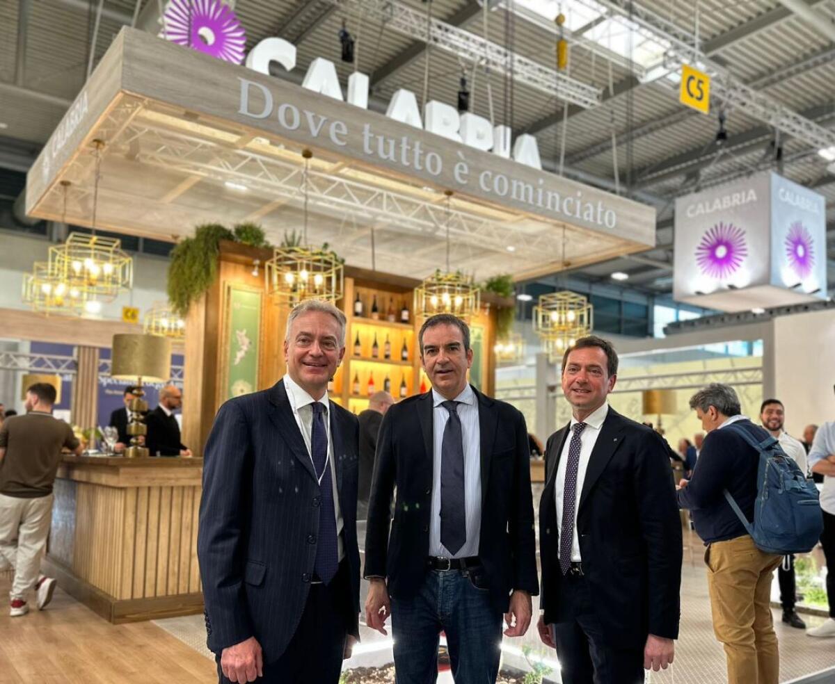 Vinitaly, Occhiuto: “Occasione per dimostrare quanta eccellenza ci sia in Calabria”  - 
