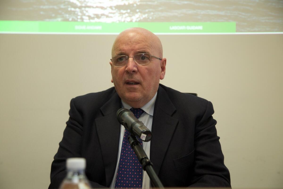 Bonifica - Mario Oliverio: «Crotone non merita di essere ingannata» - 