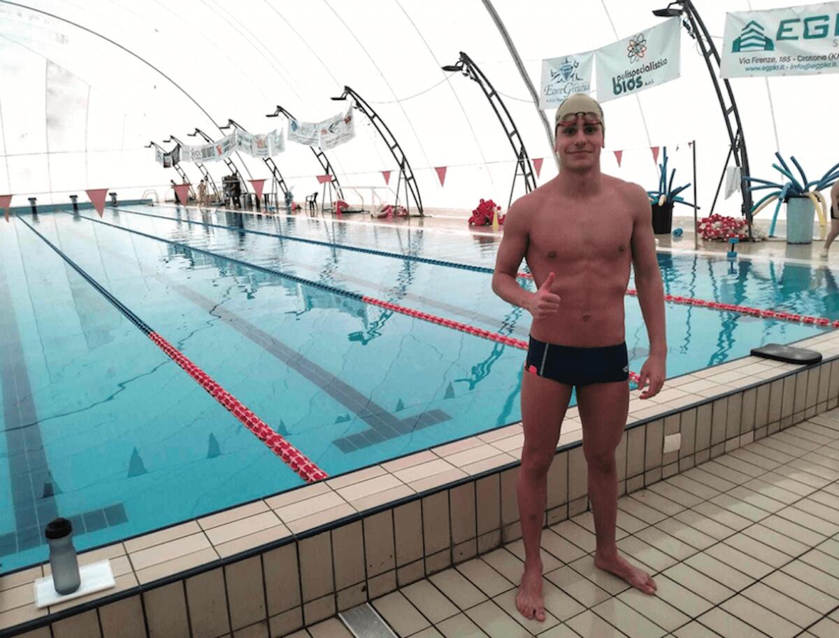 Nuoto - Brilla il talento crotonese Gianluca Pittelli: «Il mio sogno? Arrivare in Nazionale» - 
