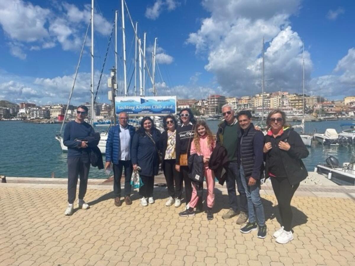 Veleggiata per l'ambiente a Crotone per un futuro più sostenibile - 