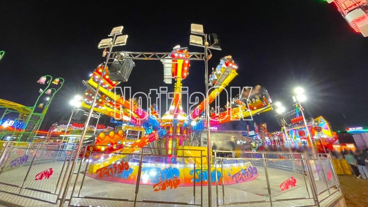 Crotone - Si inizia a lavorare per l'arrivo delle giostre - 
