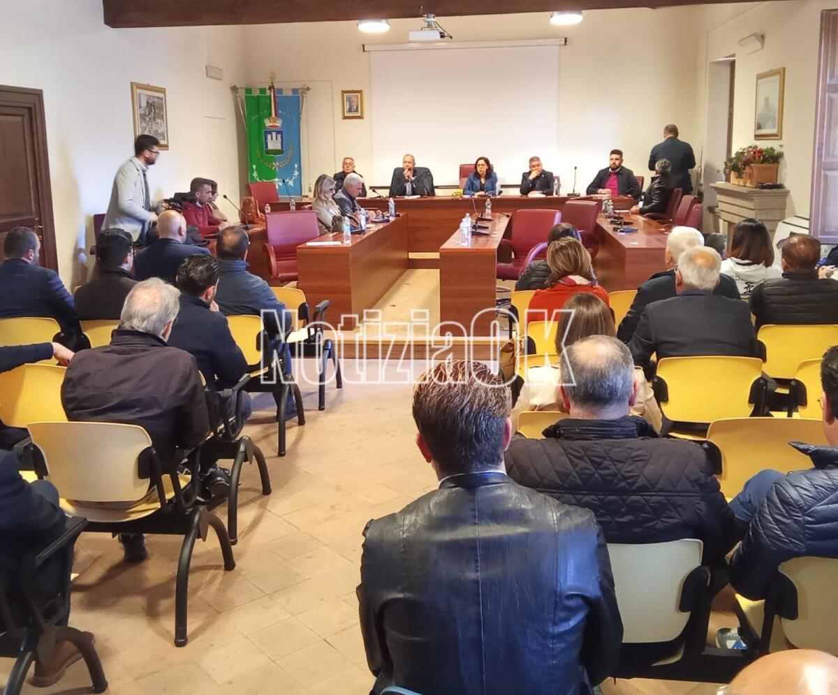 'Ndrangheta, Isola di Capo Rizzuto scende in Piazza contro la mafia - 